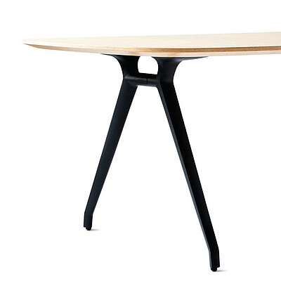 Versa_Mobile/flexible tables_cutout