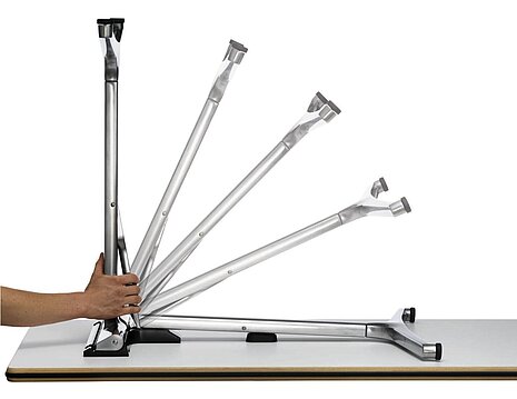 mAx table, cut-out, folding legs mechanism in motion