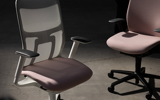 AT swivel chairs in studio, detail view of seat and backrest